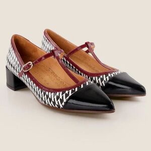 Chie Mihara T-Strap Block Heel Pumps NWT EU 36 Made in Spain Navy geometric